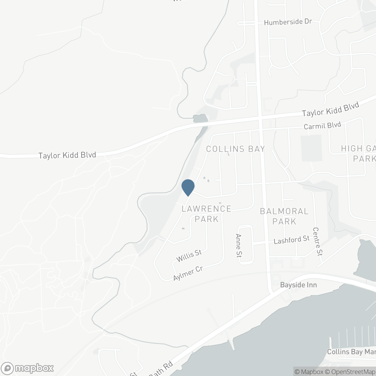 727 AYLMER CRESCENT, Kingston, Ontario K7M 6E5